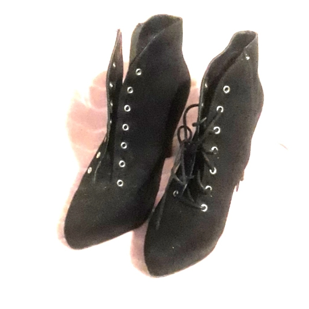 Black Boot zip up heels